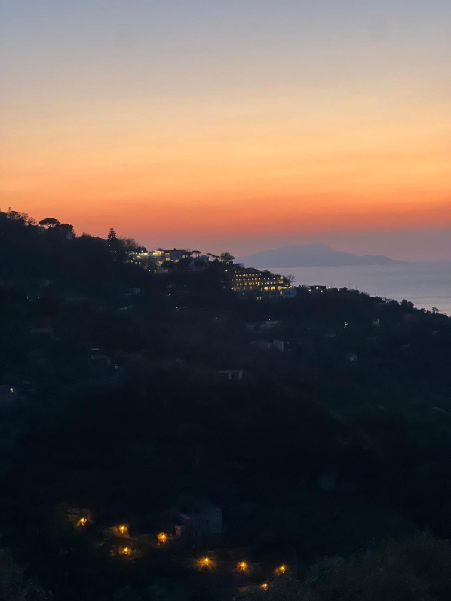 Agriturismo Le Grottelle Villa SantʼAgata sui Due Golfi Exterior foto